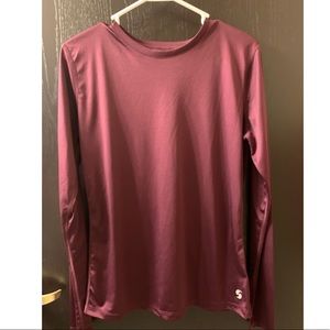 Dry fit maroon long sleeve workout shirt